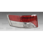 FANALE FANALINO POSTERIORE SX ESTERNO A LED TOYOTA AVENSIS SW 01/09> VALEO